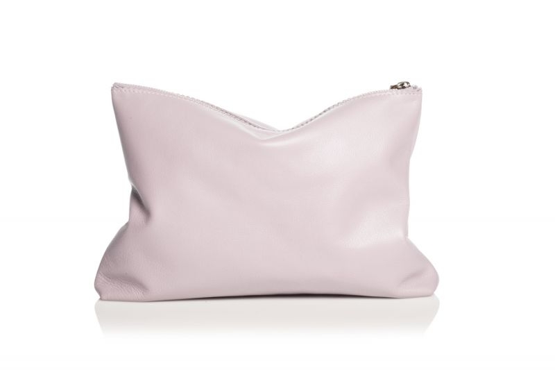 Bolso piel rosa palo clutch con borla Lacambra